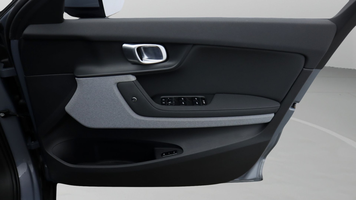 Used Polestar Polestar 2 2023 for sale - 77983845: Photo 15