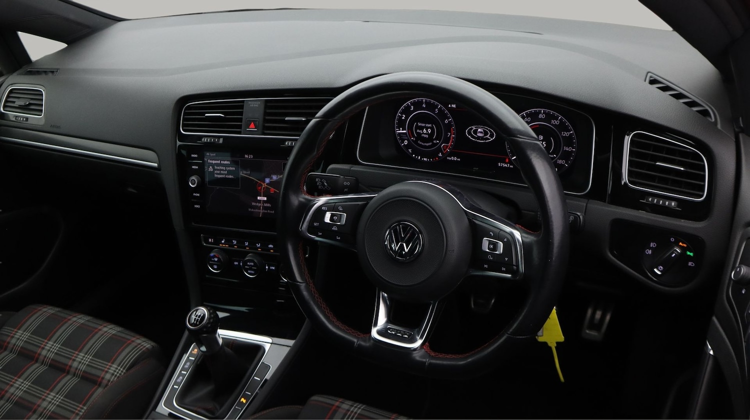 Used Volkswagen Golf 2017 for sale - 77277172: Photo 9