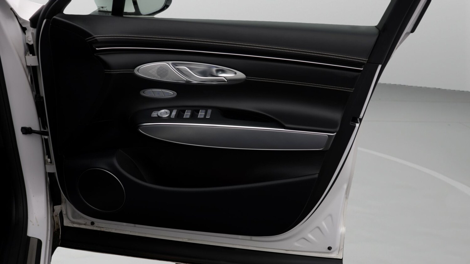 Used Genesis GV70 2024 for sale - 77973165: Photo 15