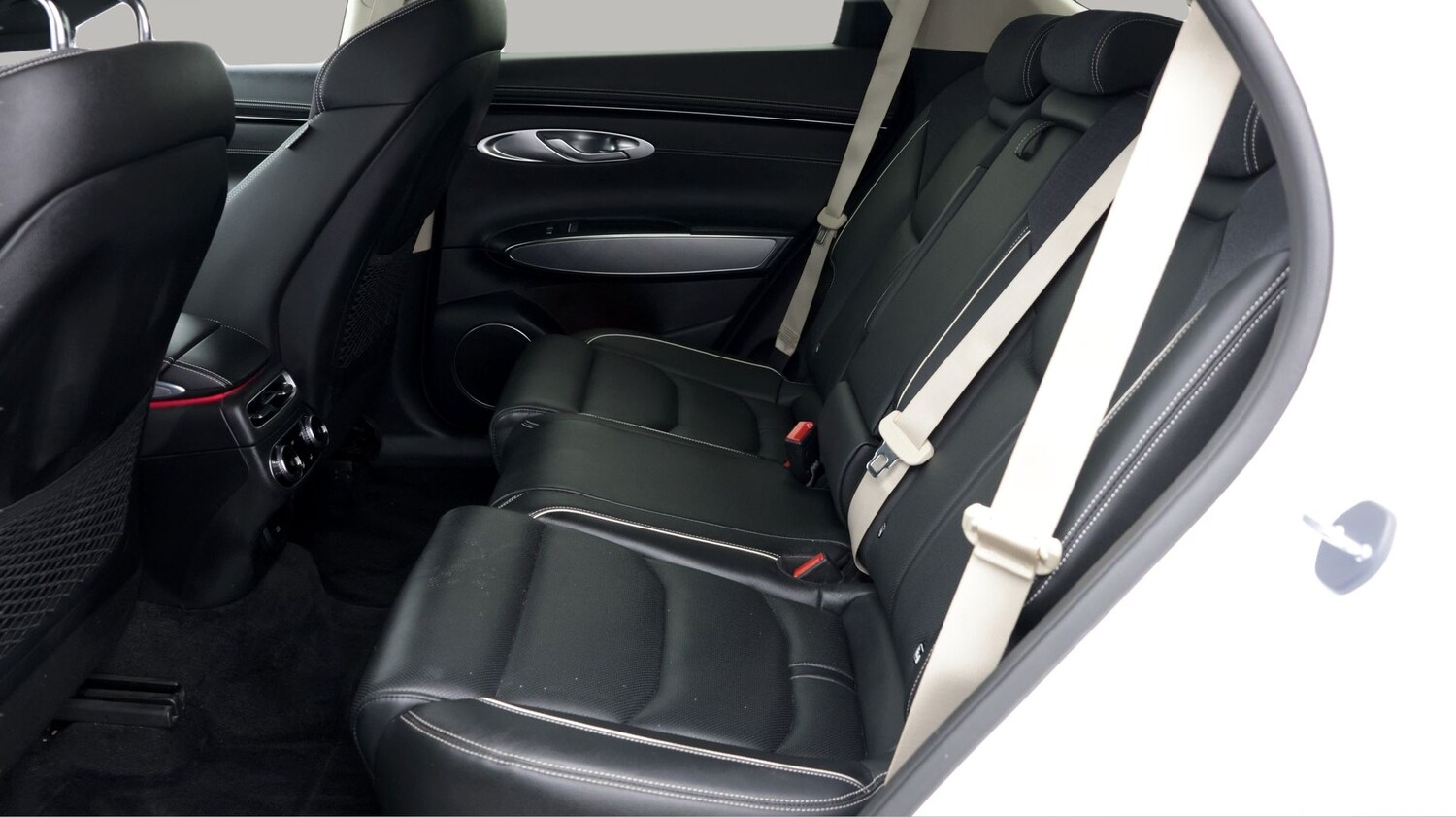 Used Genesis GV70 2024 for sale - 77973165: Photo 16