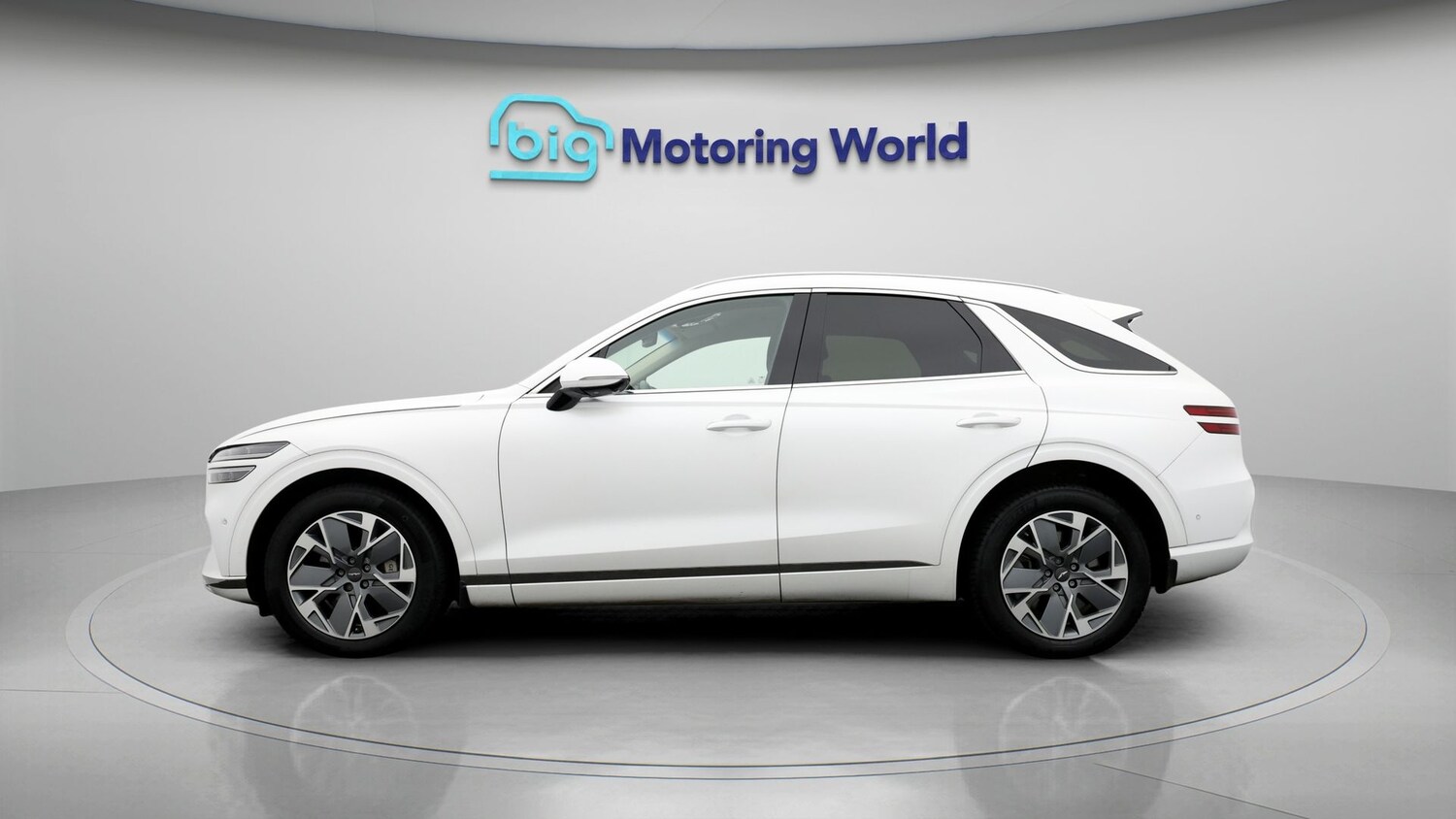 Used Genesis GV70 2024 for sale - 77973165: Photo 4