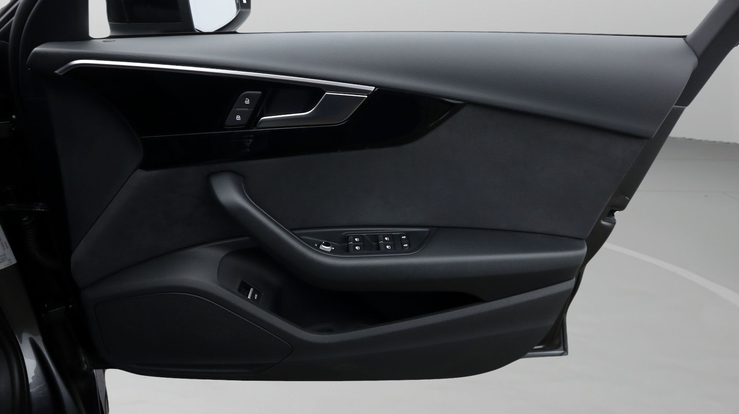 Used Audi A4 2022 for sale - 77694530: Photo 15