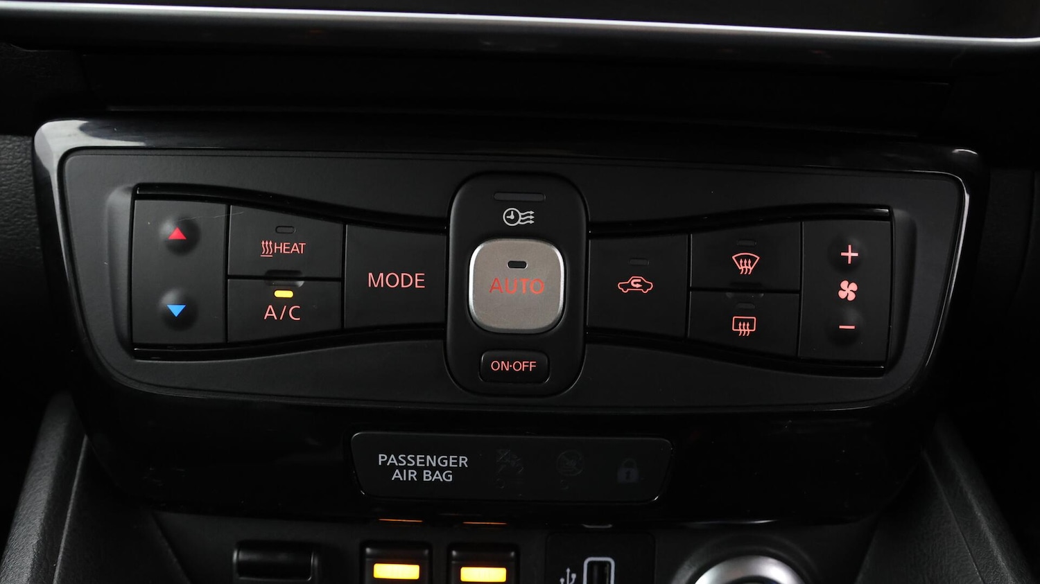 Used Nissan Leaf for sale - 76201477: Photo 13
