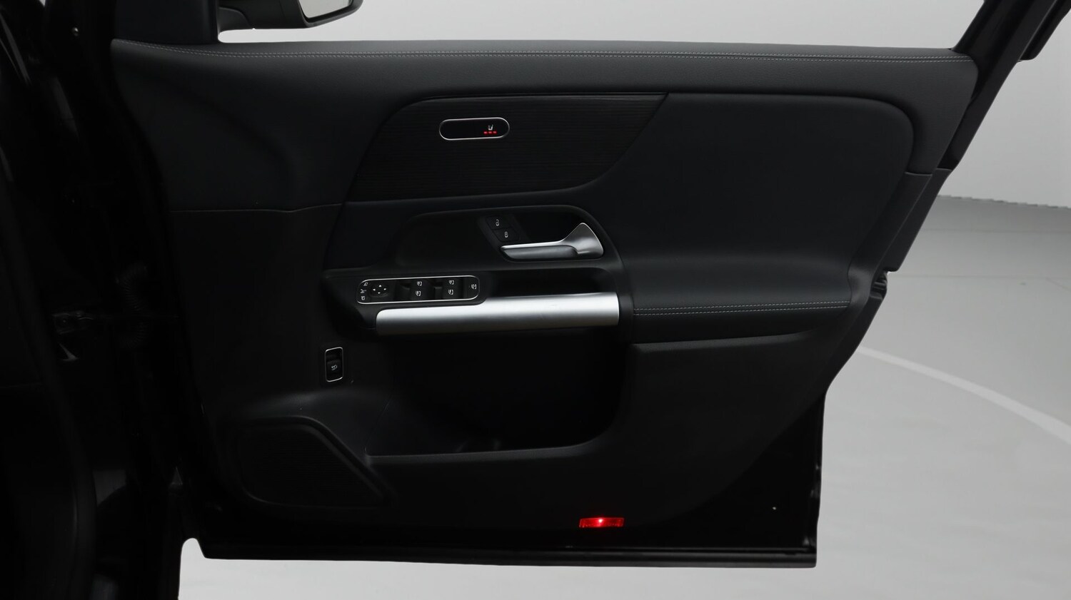 Used Mercedes-Benz GLA 2025 for sale - 77403442: Photo 15