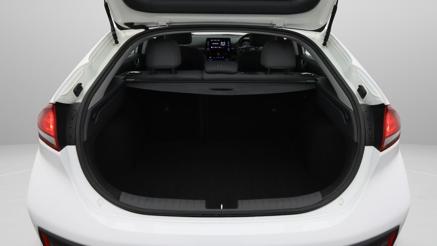 Used Hyundai IONIQ 2022 for sale - 76702402: Photo 18