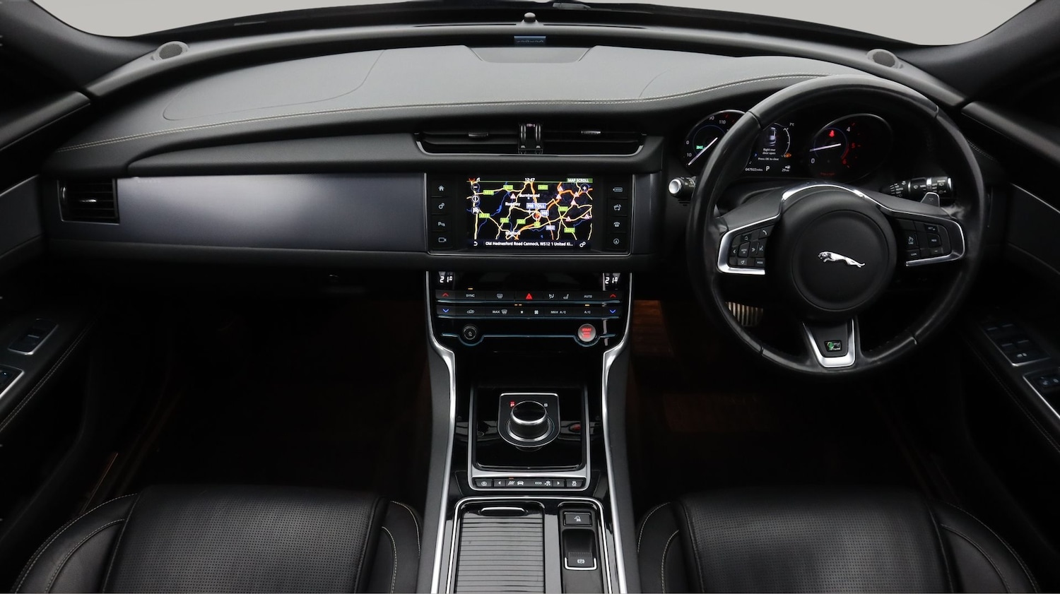 Used Jaguar XF 2018 for sale - 78018161: Photo 13