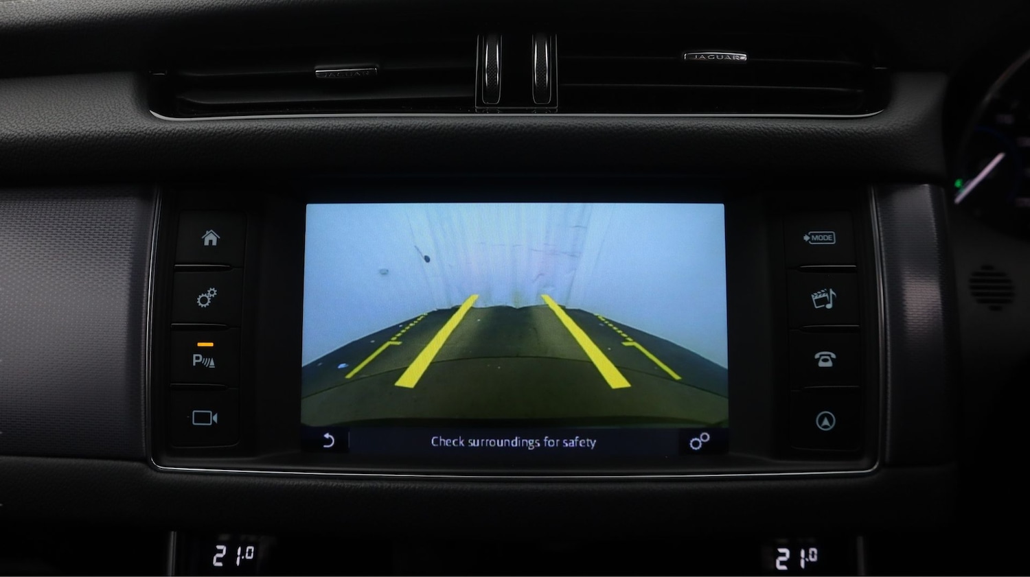 Used Jaguar XF 2018 for sale - 78018161: Photo 24