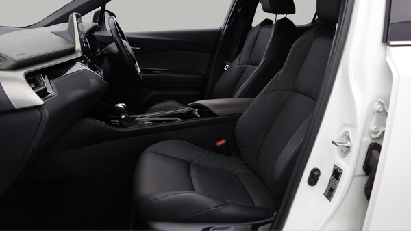 Used Toyota C-HR 2021 for sale - 76166570: Photo 15