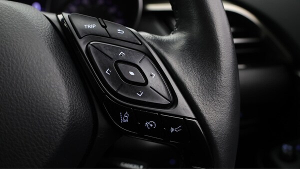 Used Toyota C-HR 2021 for sale - 76166570: Photo 24