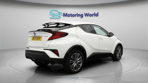 Used Toyota C-HR 2021 for sale - 76166570: Photo 8