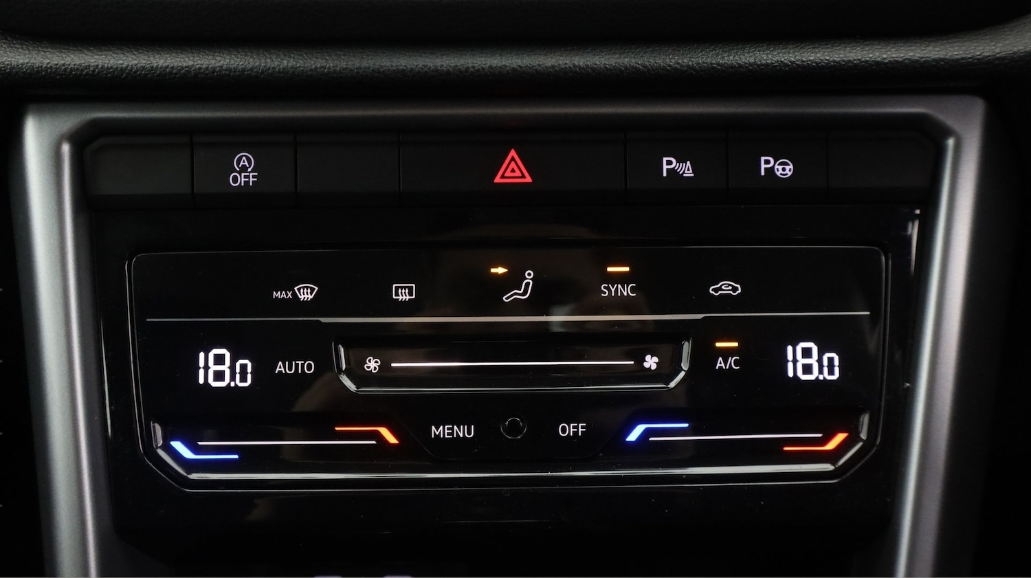 Used Volkswagen T-Roc 2023 for sale - 78202312: Photo 12