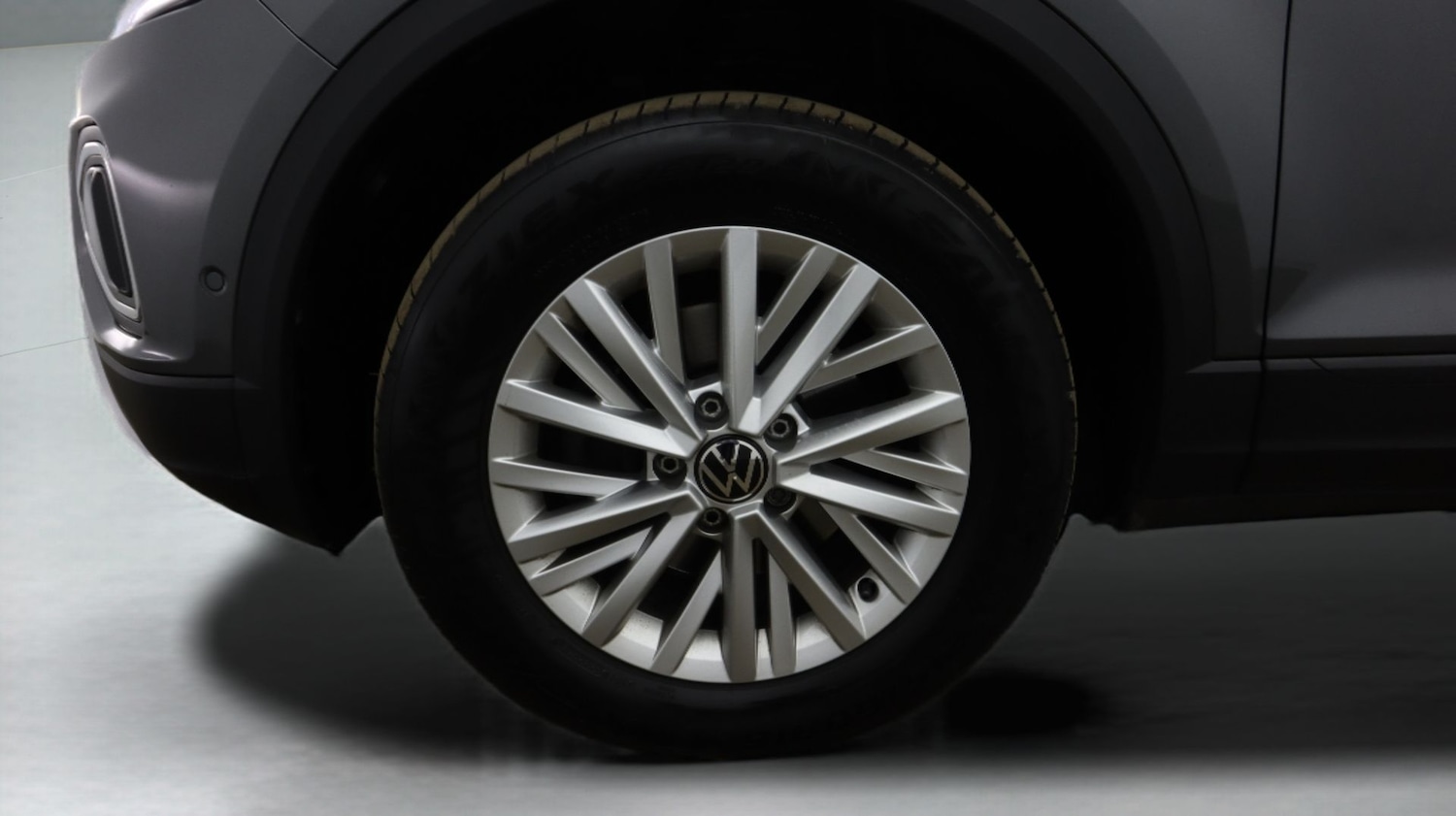 Used Volkswagen T-Roc 2023 for sale - 78202312: Photo 18