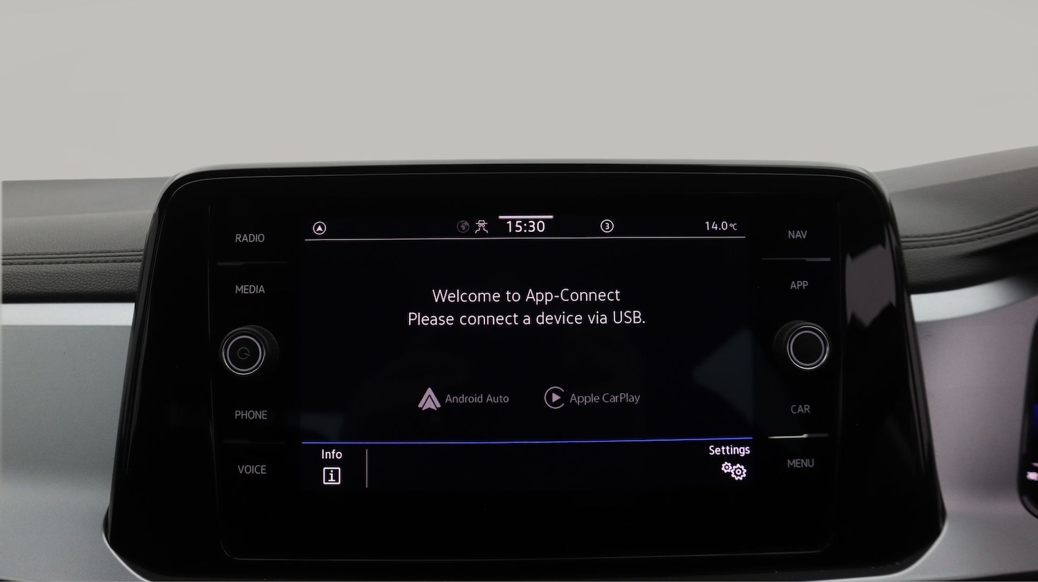 Used Volkswagen T-Roc 2023 for sale - 78202312: Photo 20