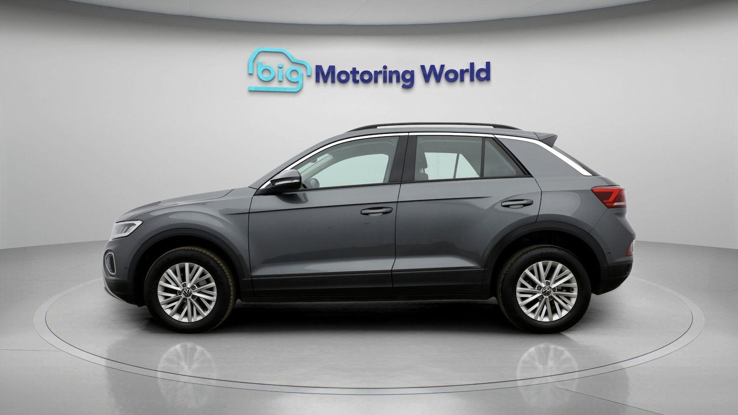 Used Volkswagen T-Roc 2023 for sale - 78202312: Photo 4