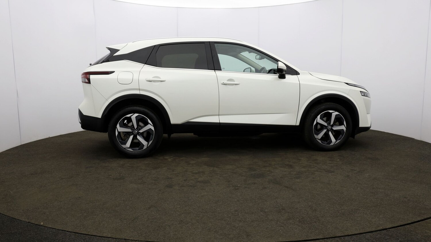 Used Nissan Qashqai for sale - 76809529: Photo 47