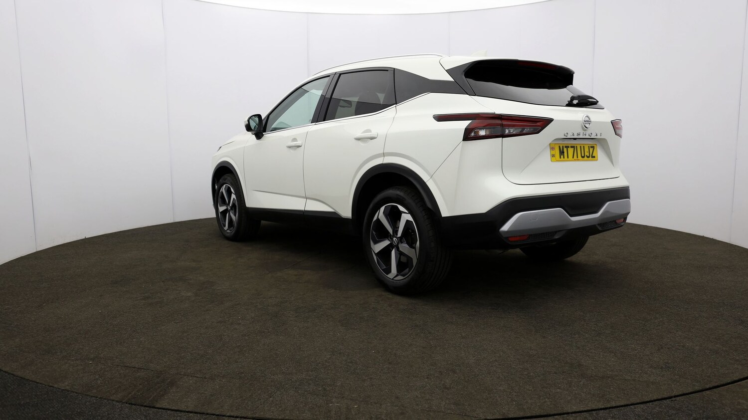 Used Nissan Qashqai for sale - 76809529: Photo 48