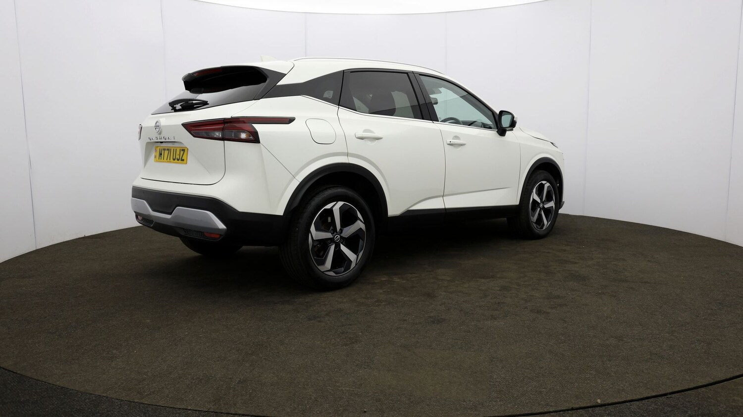 Used Nissan Qashqai for sale - 76809529: Photo 52