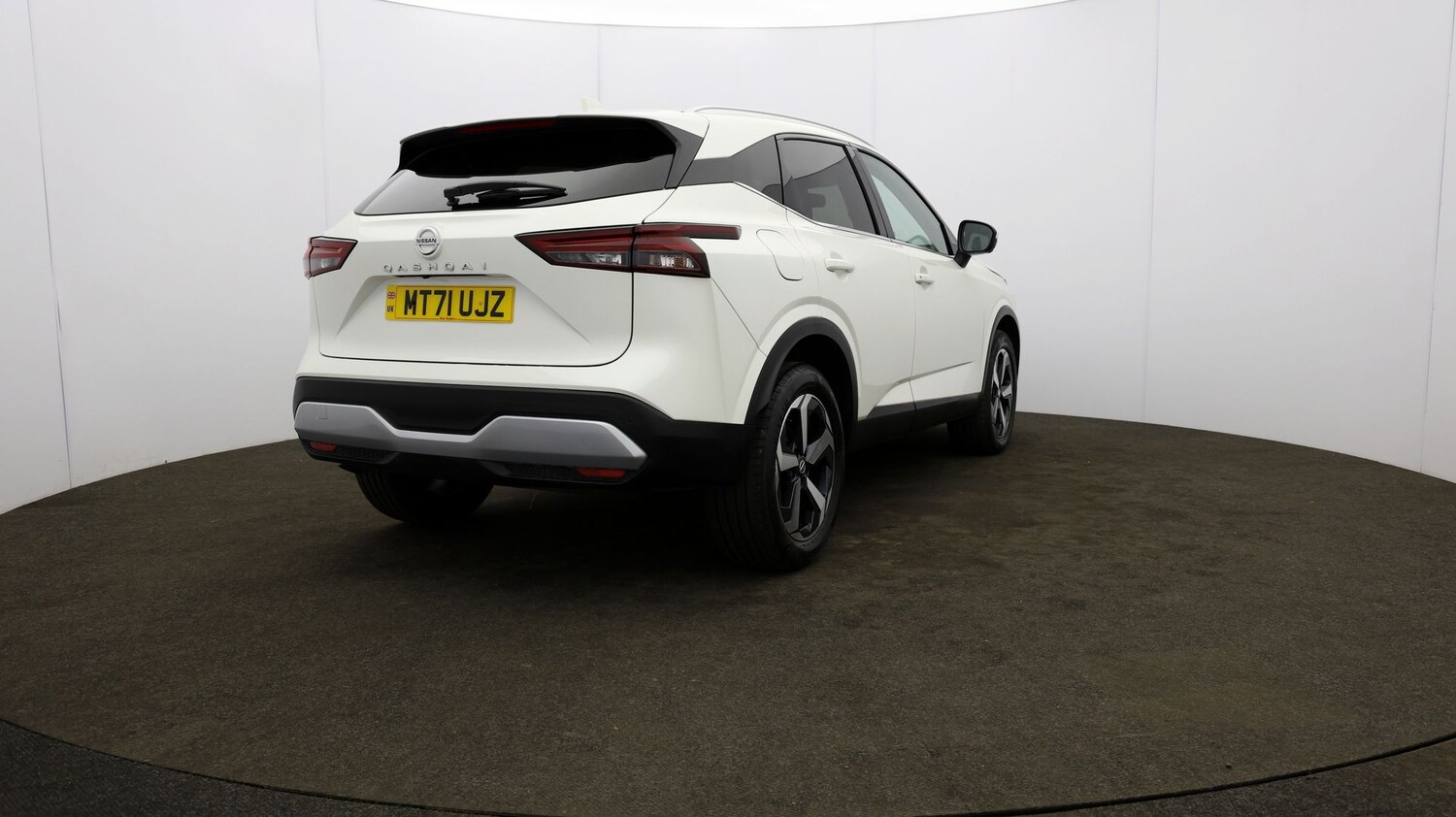 Used Nissan Qashqai for sale - 76809529: Photo 54