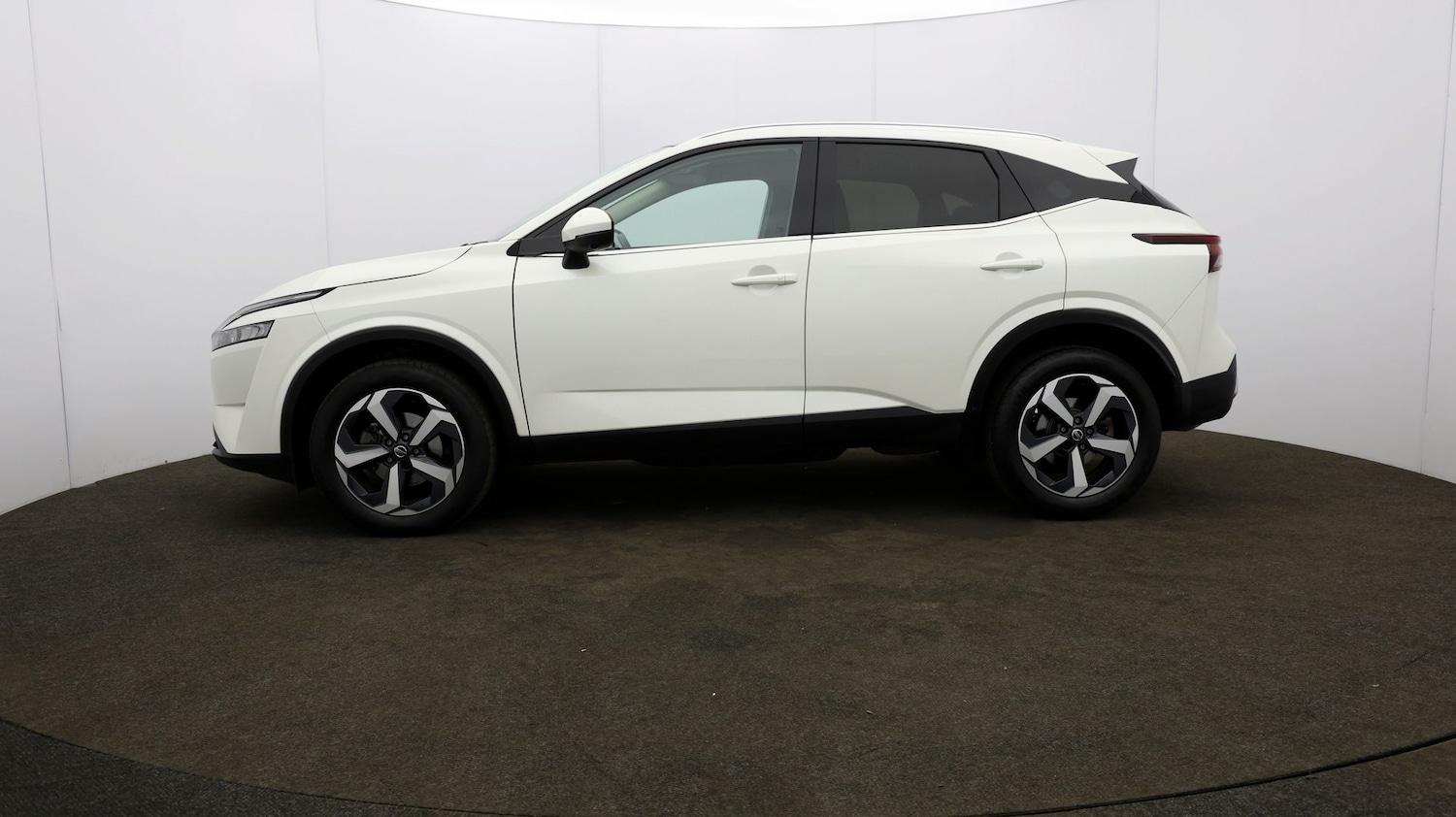 Used Nissan Qashqai for sale - 76809529: Photo 64