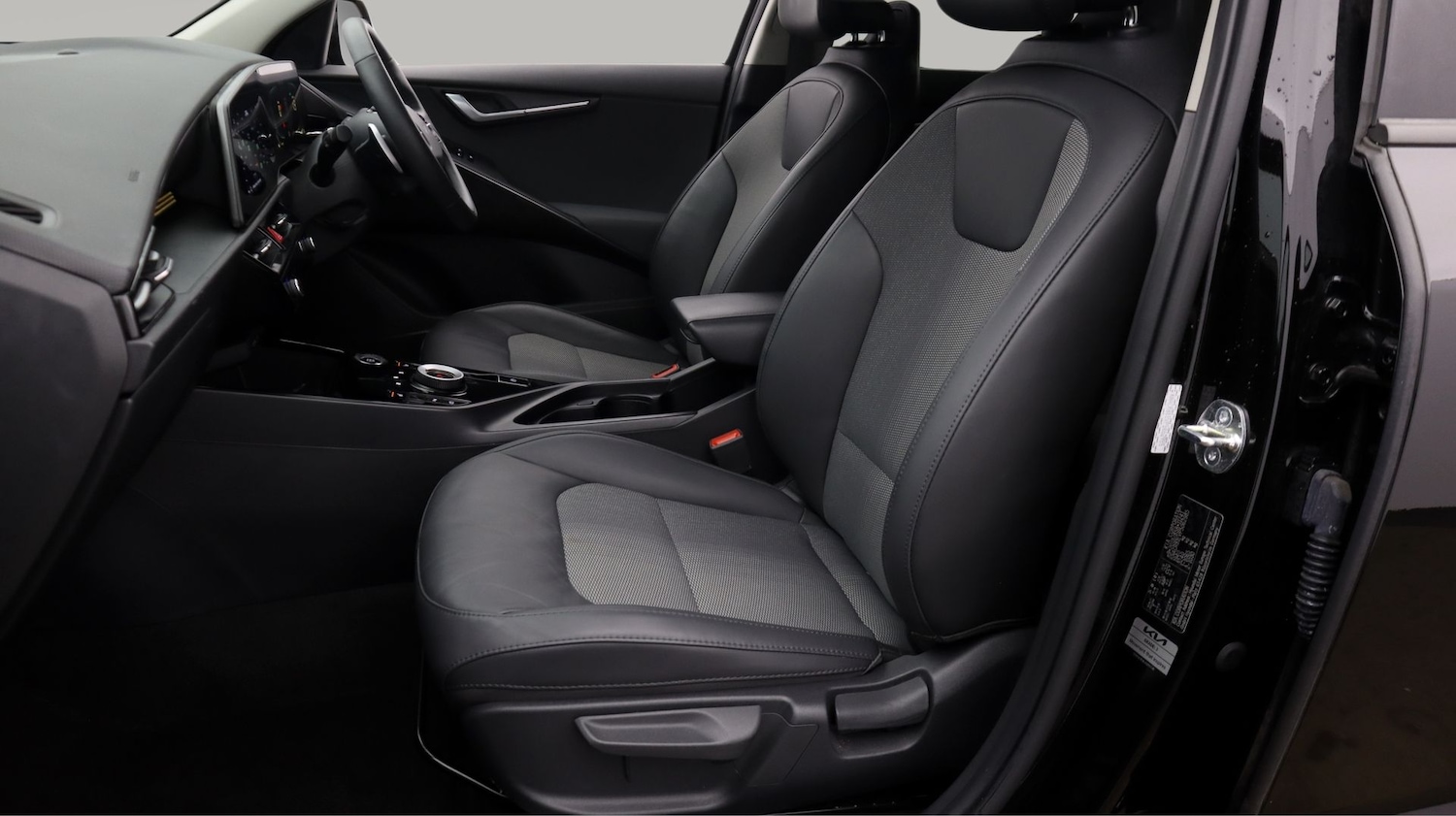 Used Kia Niro 2023 for sale - 77736093: Photo 14