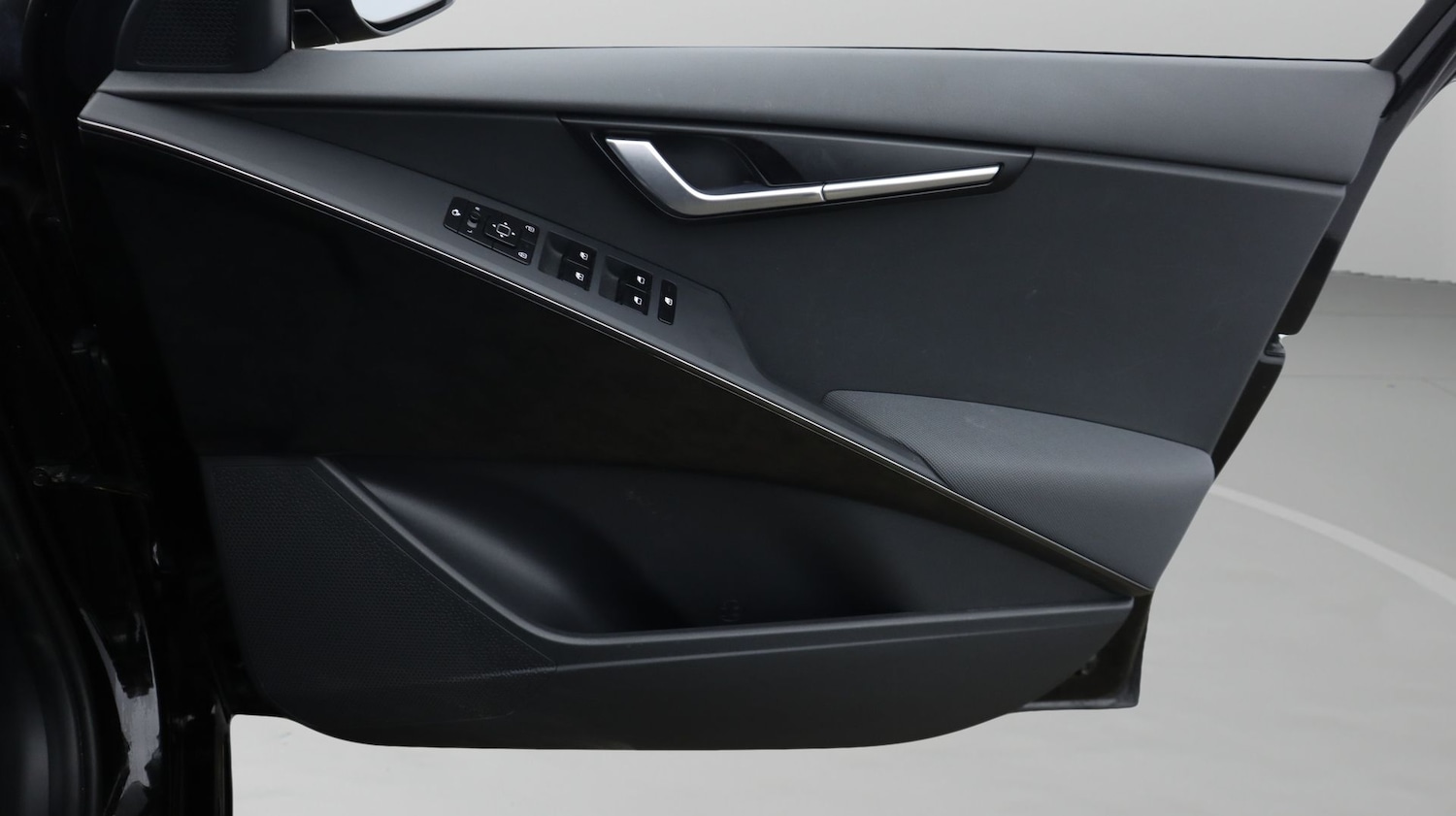 Used Kia Niro 2023 for sale - 77736093: Photo 15