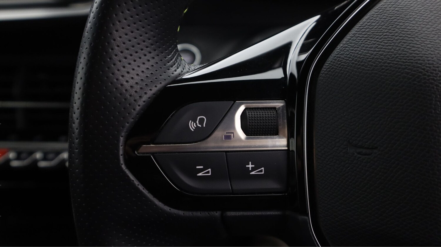 Used Peugeot 2008 2022 for sale - 77906876: Photo 22