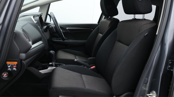 Used Honda Jazz 2017 for sale - 75532655: Photo 15
