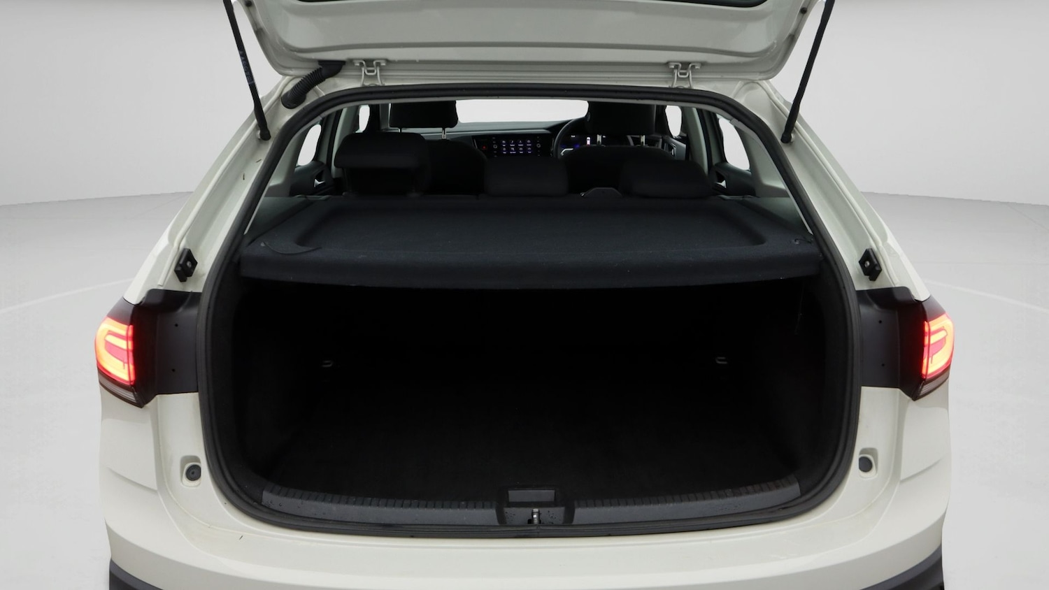 Used Volkswagen Taigo 2022 for sale - 78202322: Photo 17