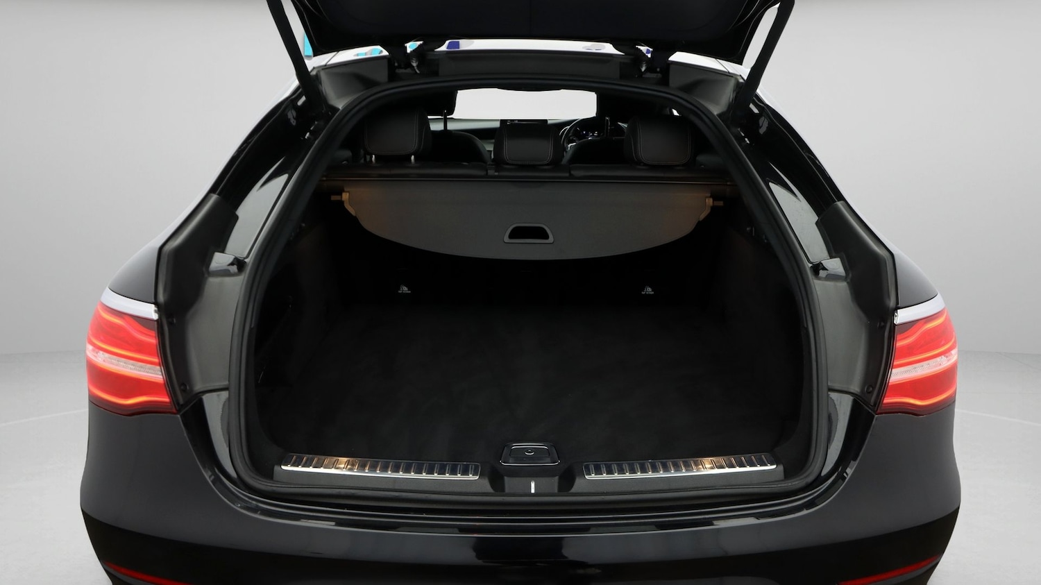 Used Mercedes-Benz GLC 2019 for sale - 77375984: Photo 17