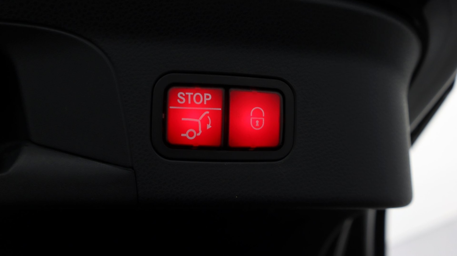 Used Mercedes-Benz GLC 2019 for sale - 77375984: Photo 27