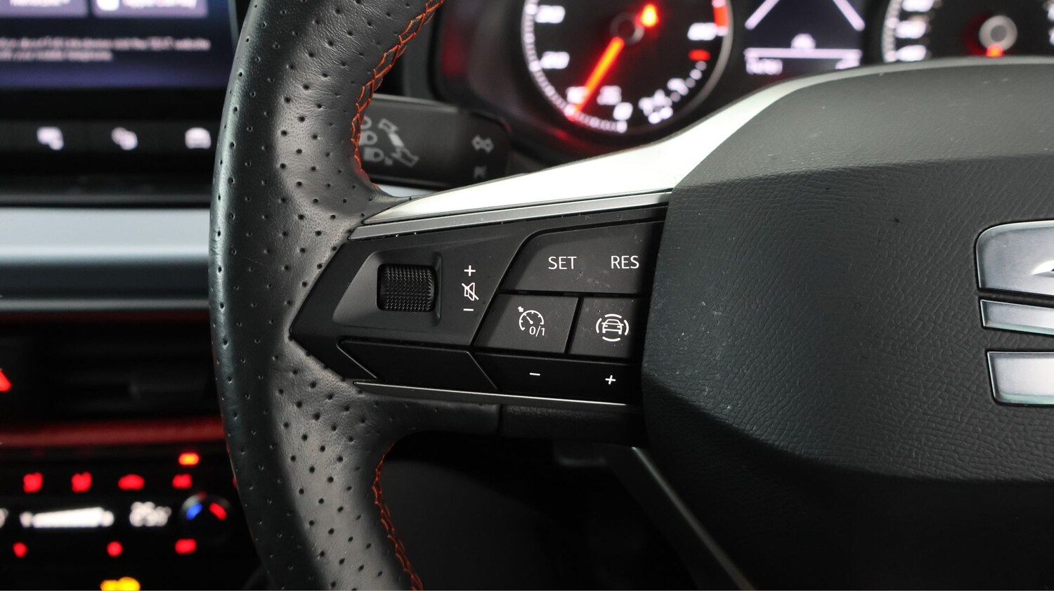 Used SEAT Arona 2023 for sale - 78053199: Photo 19