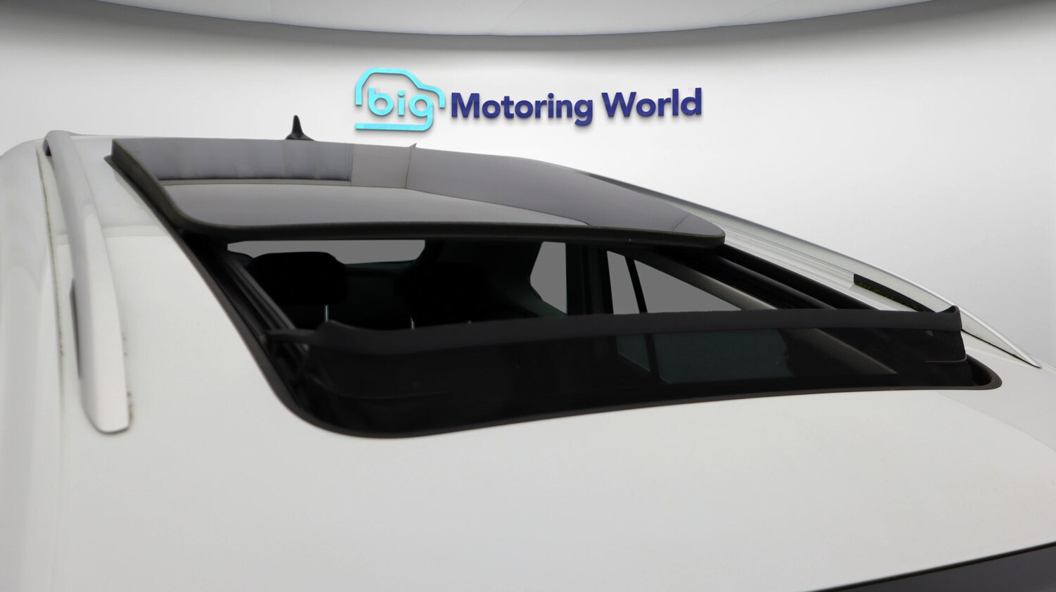 Used Volkswagen Tiguan 2020 for sale - 77855555: Photo 20