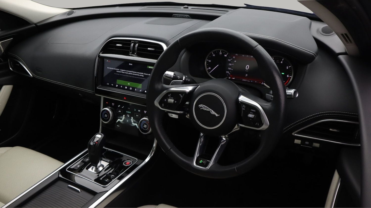 Used Jaguar XE 2020 for sale - 77985000: Photo 9