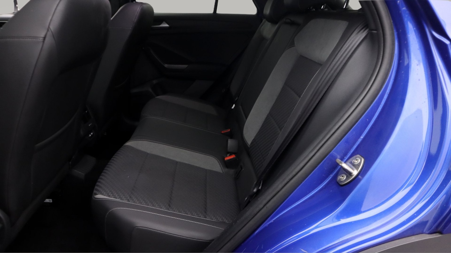 Used Volkswagen T-Roc 2021 for sale - 77831950: Photo 16