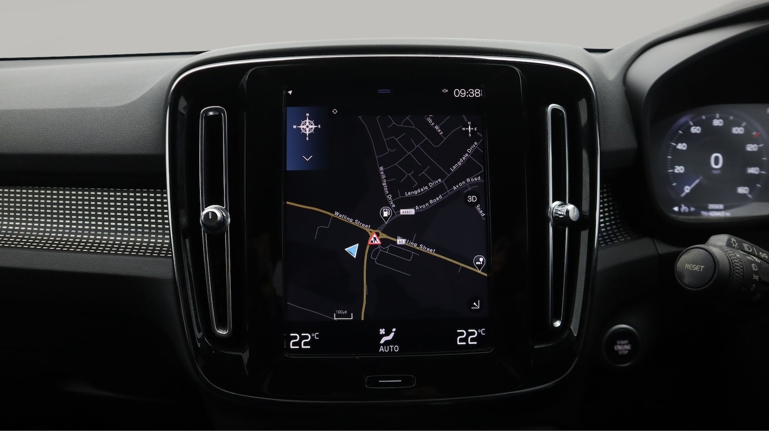 Used Volvo XC40 2021 for sale - 78067100: Photo 11