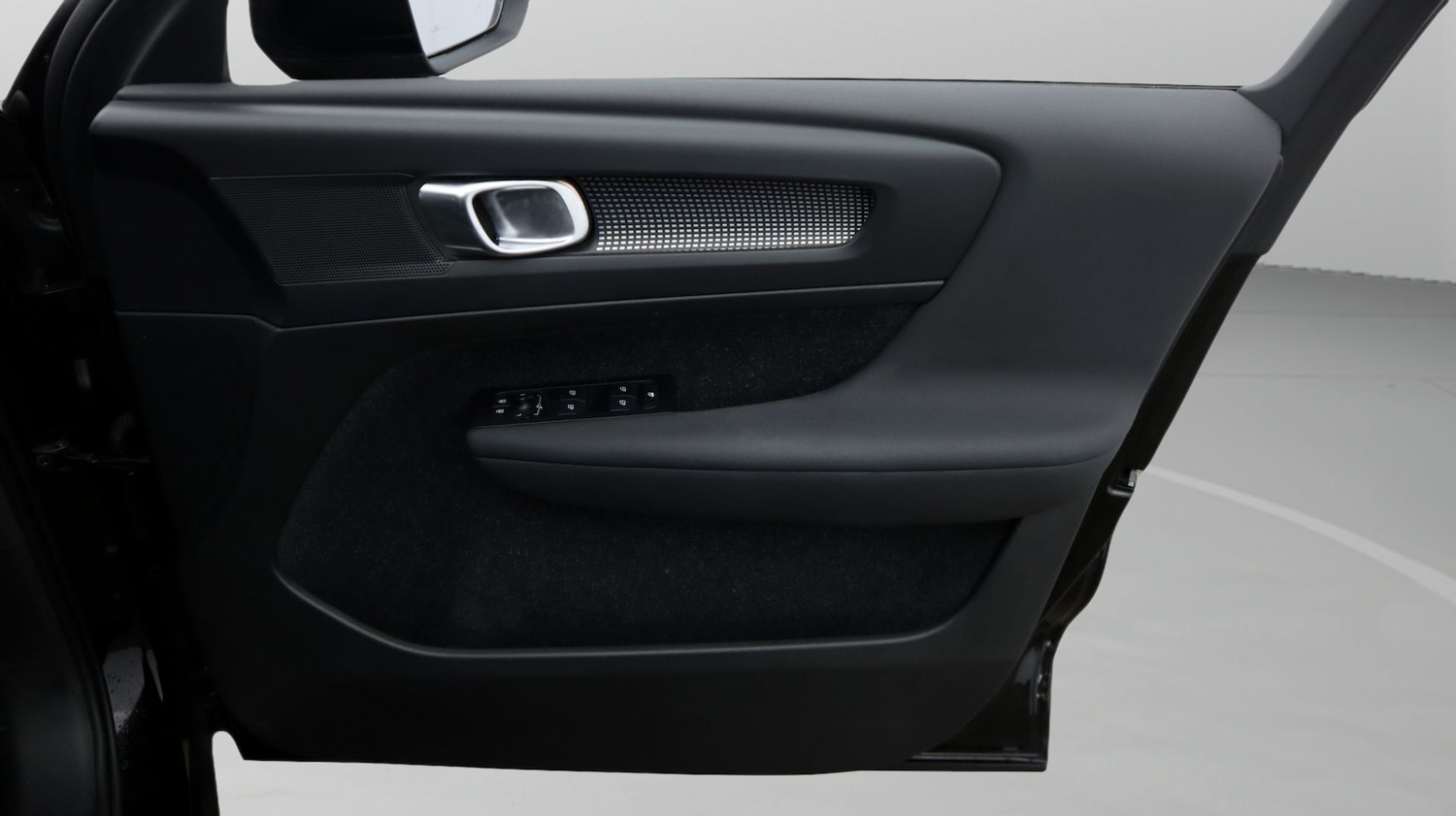 Used Volvo XC40 2021 for sale - 78067100: Photo 15