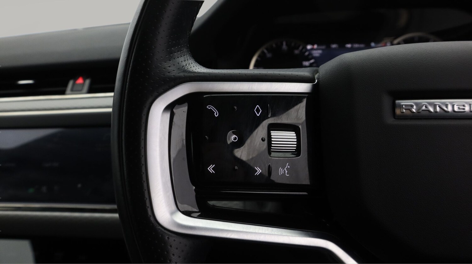 Used Land Rover Range Rover Evoque 2022 for sale - 77932826: Photo 22