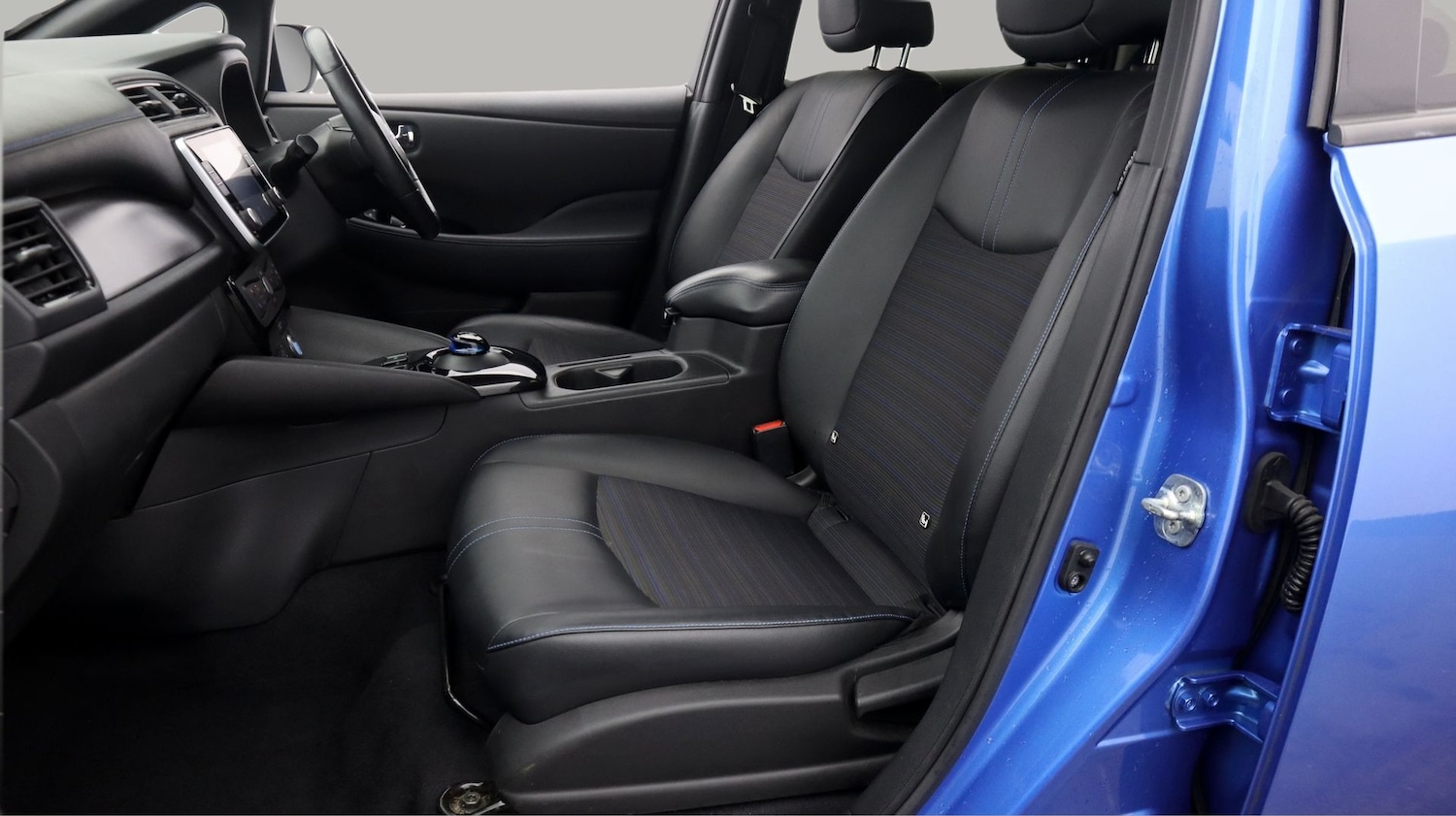 Used Nissan Leaf 2020 for sale - 77381114: Photo 14