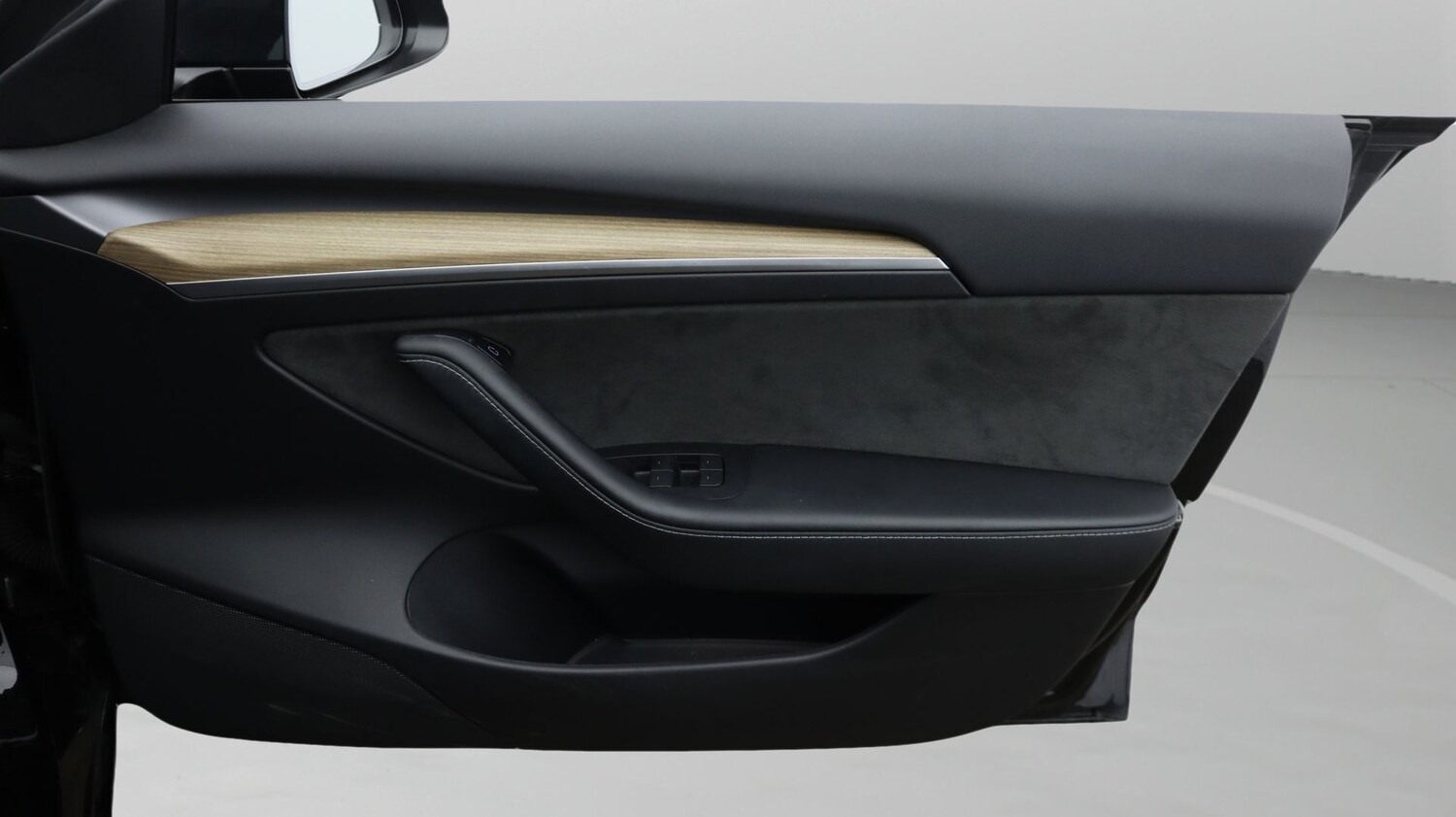 Used Tesla Model 3 2023 for sale - 77328965: Photo 15