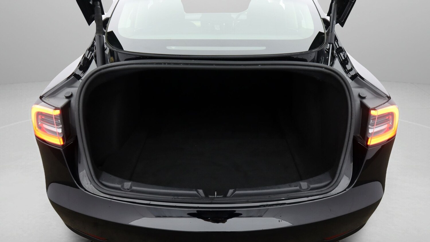 Used Tesla Model 3 2023 for sale - 77328965: Photo 17