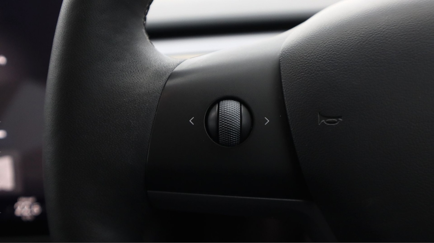 Used Tesla Model 3 2023 for sale - 77328965: Photo 23