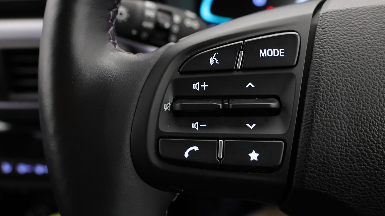 Used Hyundai i10 2023 for sale - 76099534: Photo 24