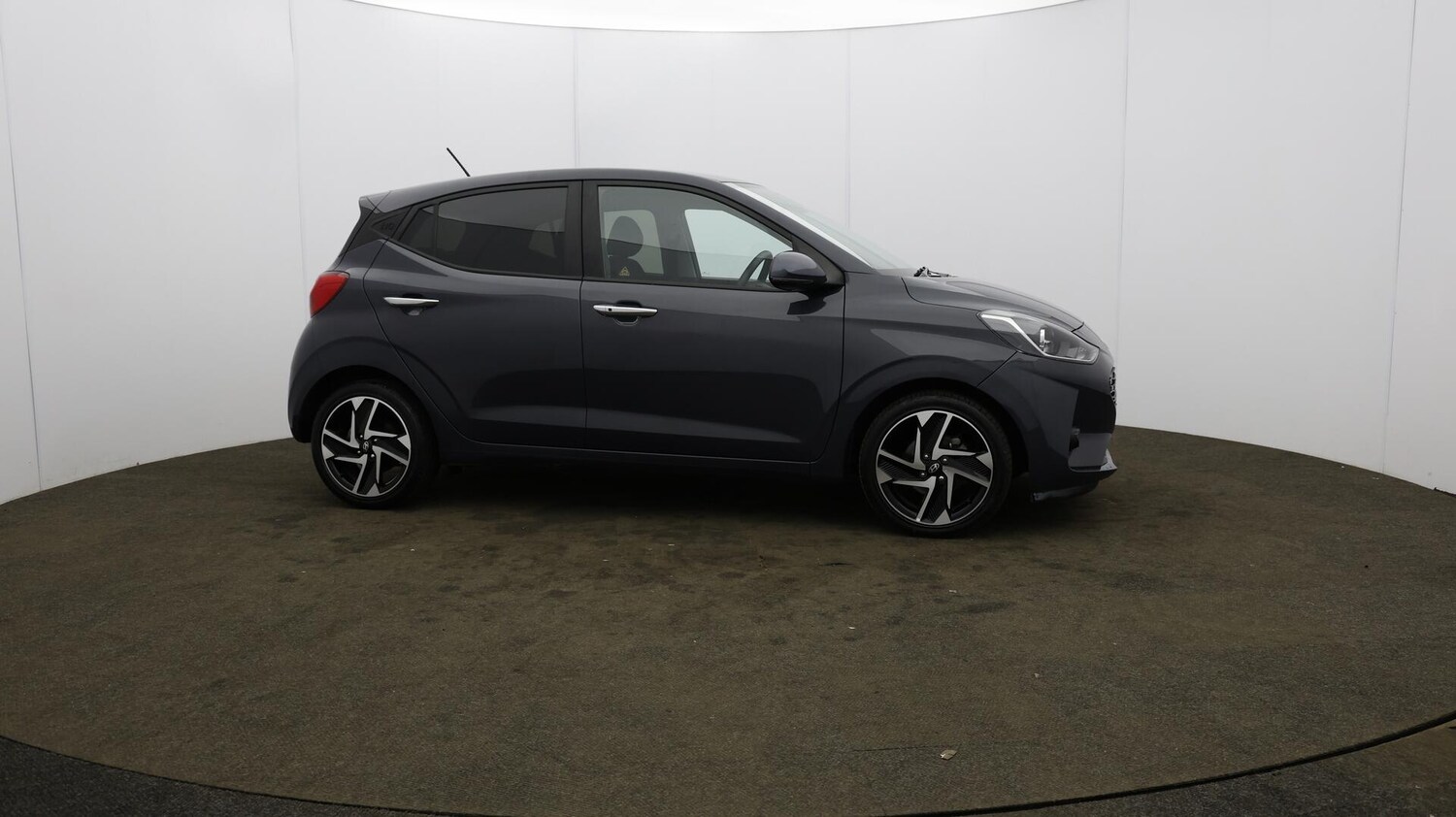 Used Hyundai i10 2023 for sale - 76099534: Photo 55