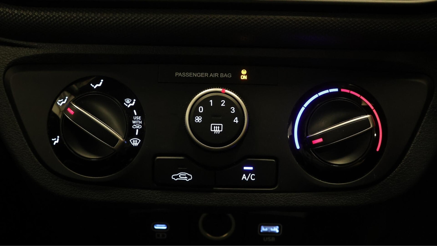 Used Hyundai i10 for sale - 76727539: Photo 13