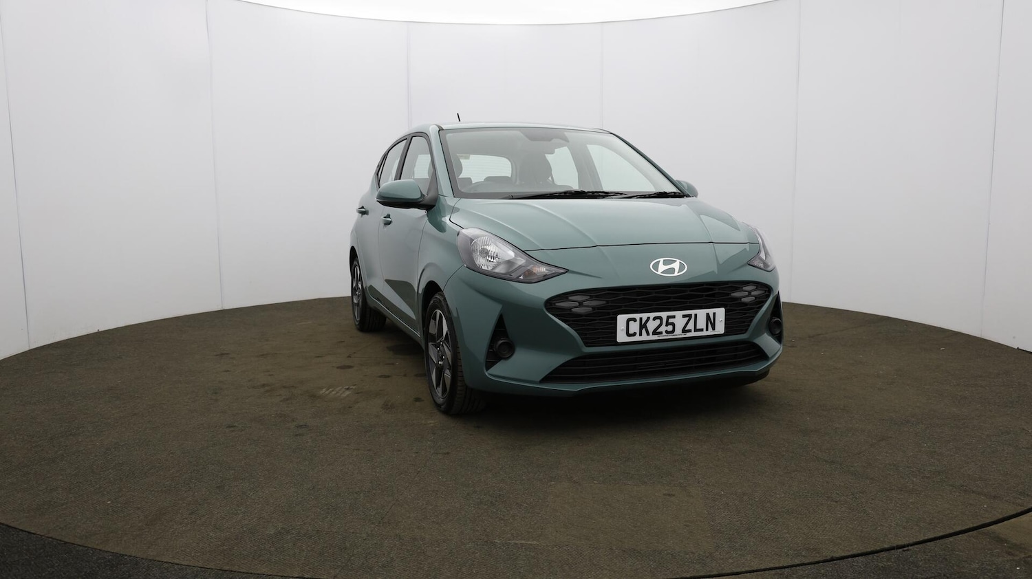 Used Hyundai i10 for sale - 76727539: Photo 47