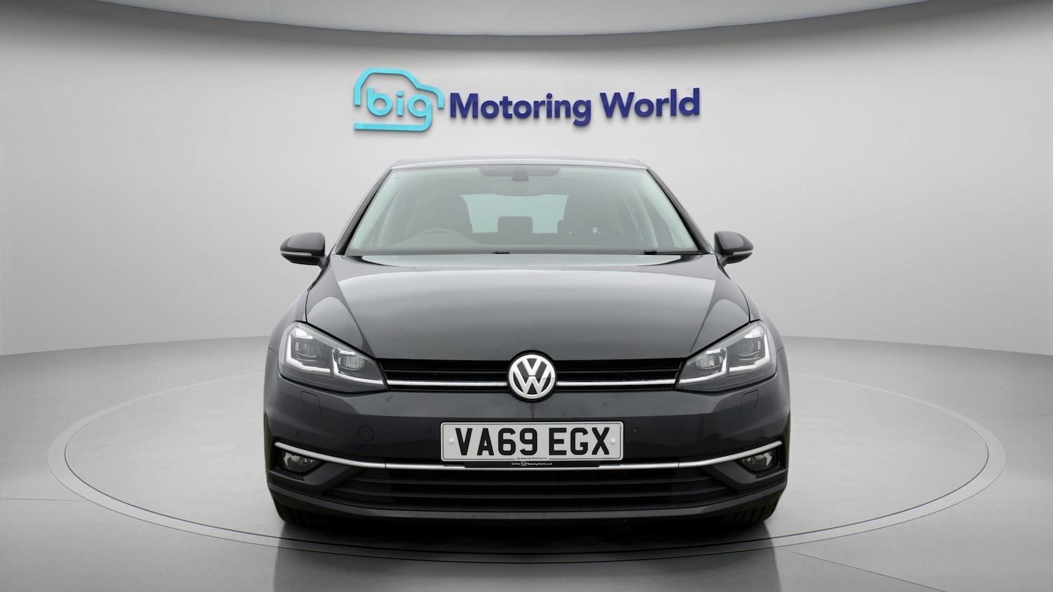 Used Volkswagen Golf 2020 for sale - 77906182: Photo 2