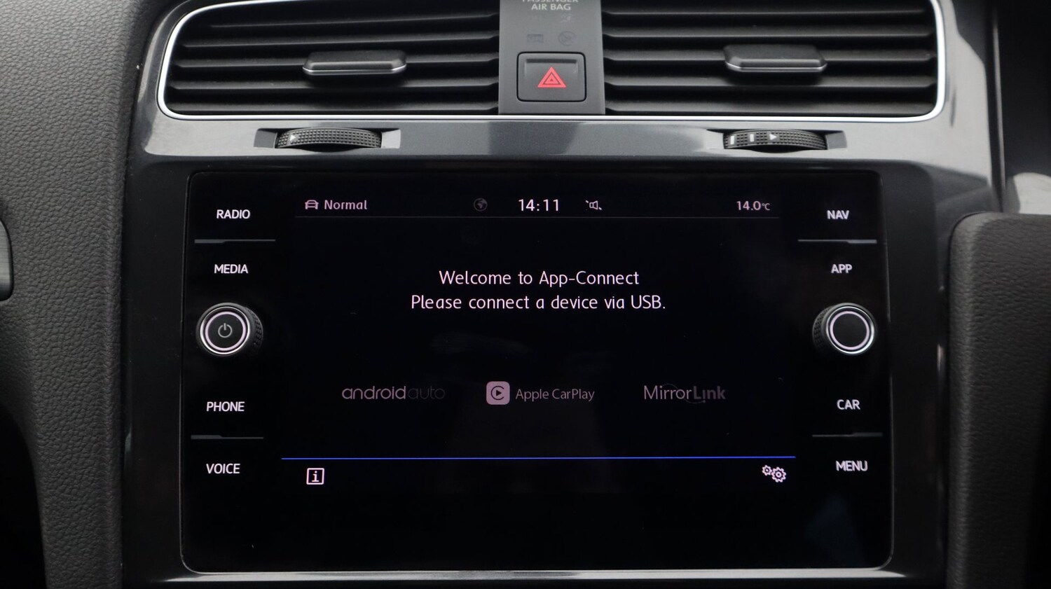 Used Volkswagen Golf 2020 for sale - 77906182: Photo 24