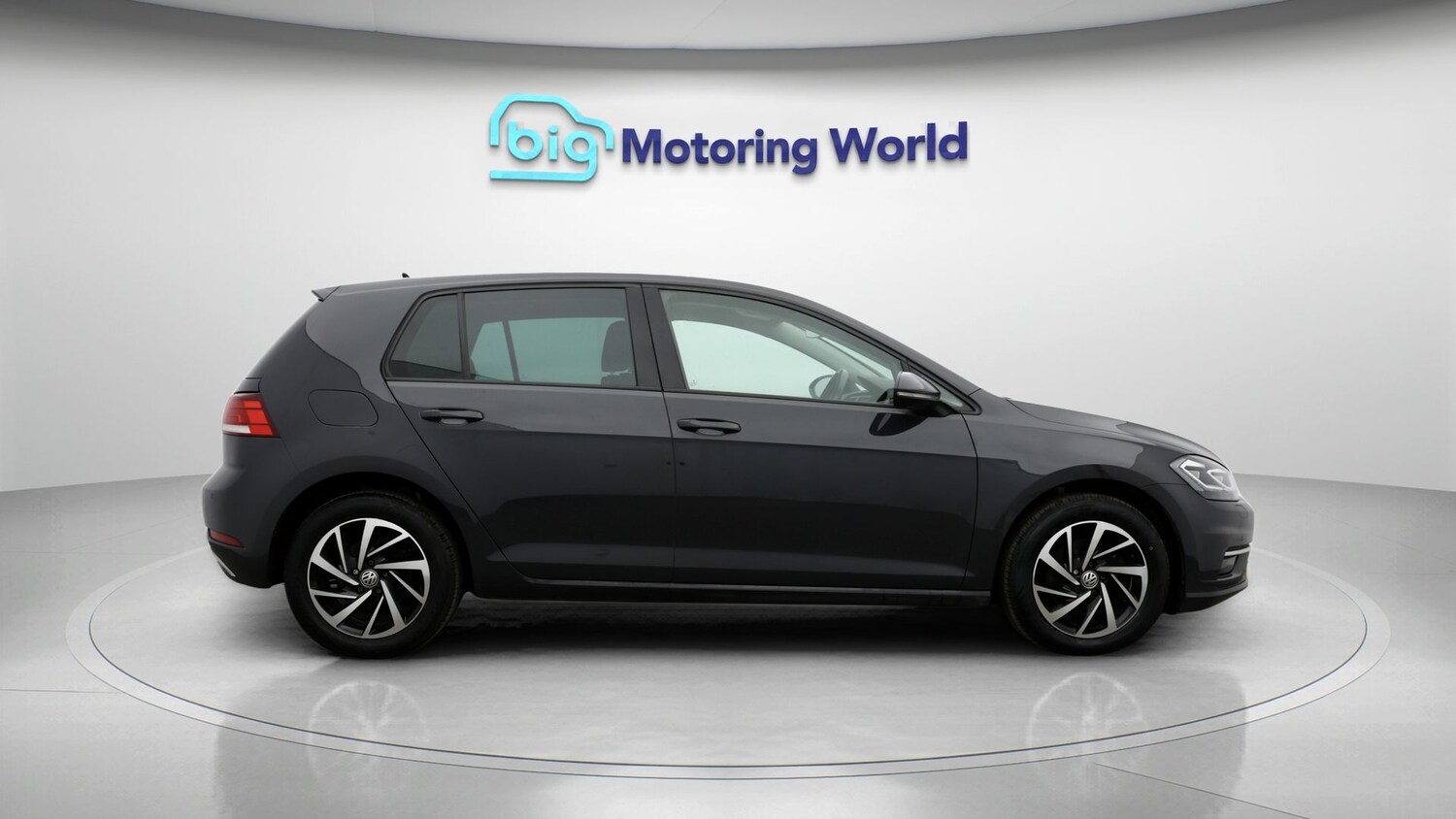 Used Volkswagen Golf 2020 for sale - 77906182: Photo 8