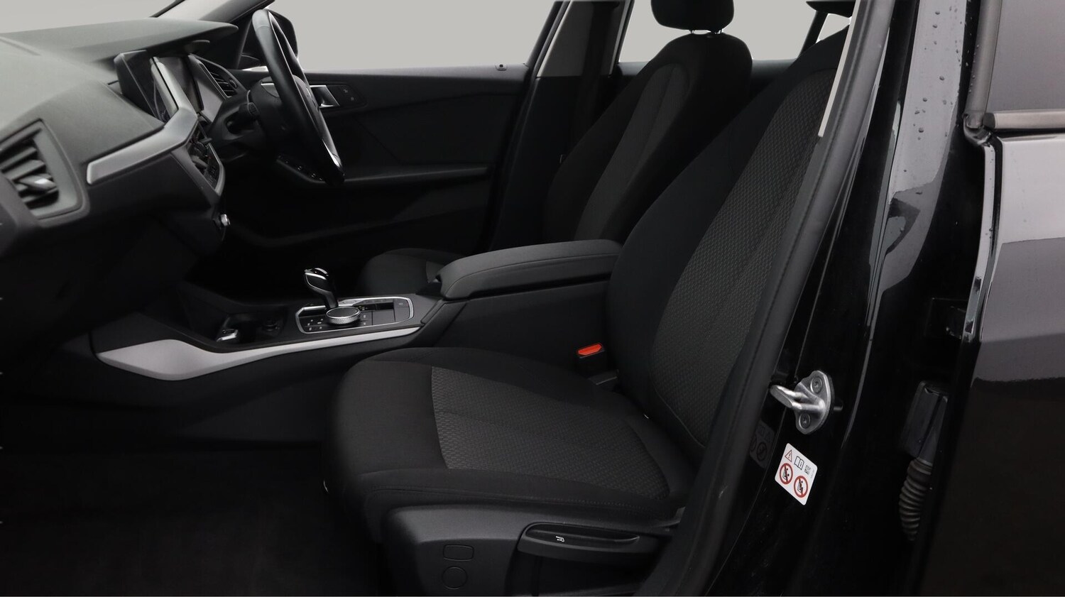 Used BMW 1 Series 2024 for sale - 76612958: Photo 15