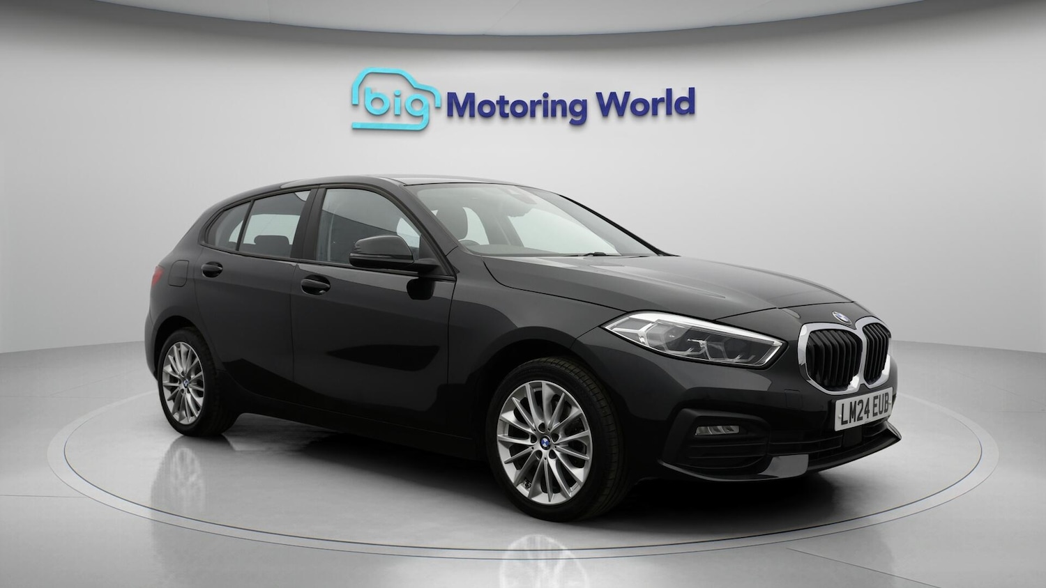 Used BMW 1 Series 2024 for sale - 76612958: Photo 2